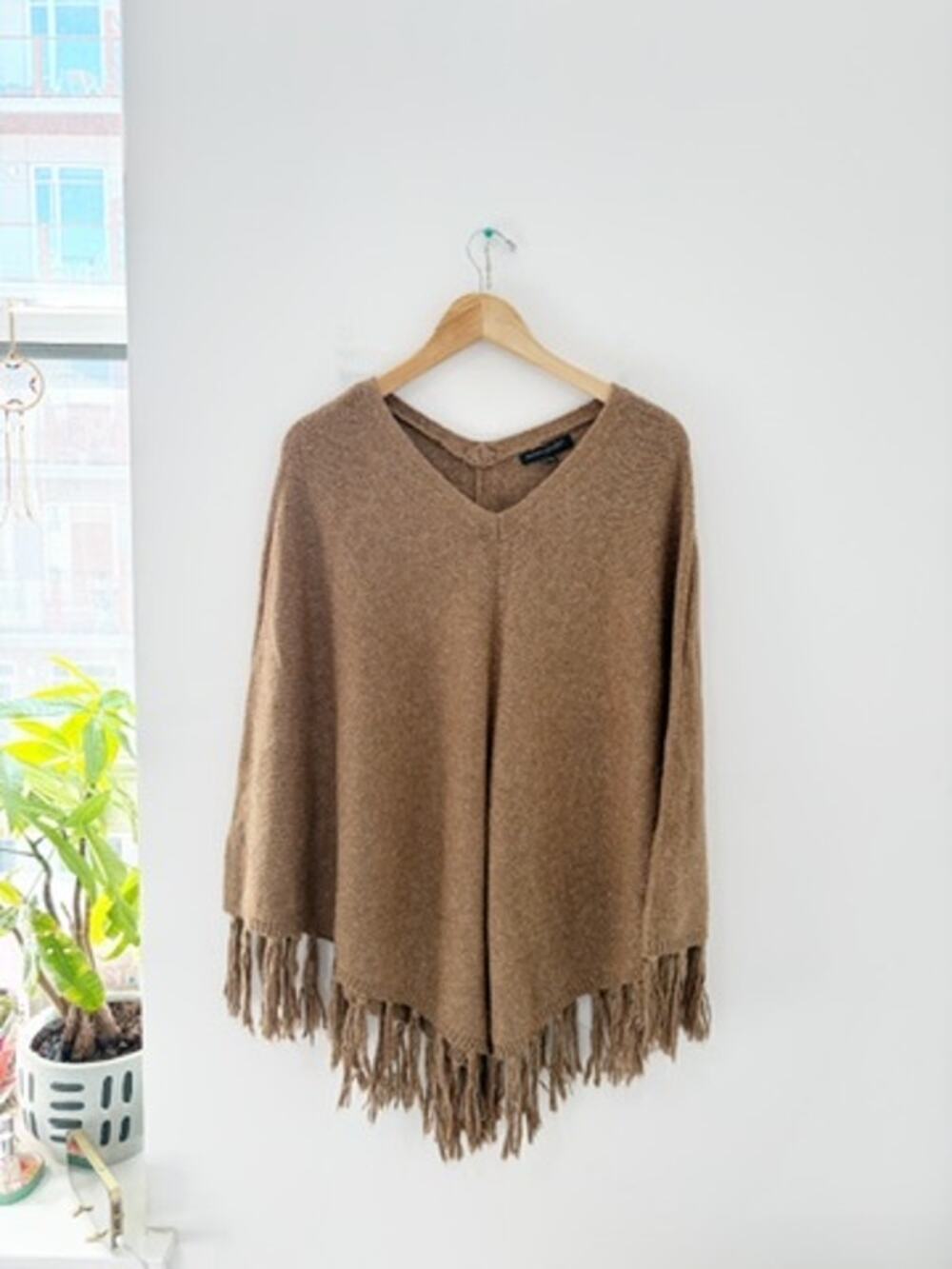 Banana Republic Brown Knit Poncho Size Medium/Large